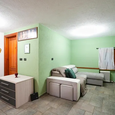 Apartment House Roisan